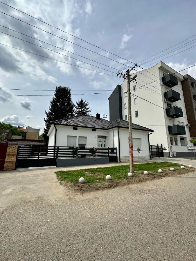 Apartman Maja Srbobran Exterior photo